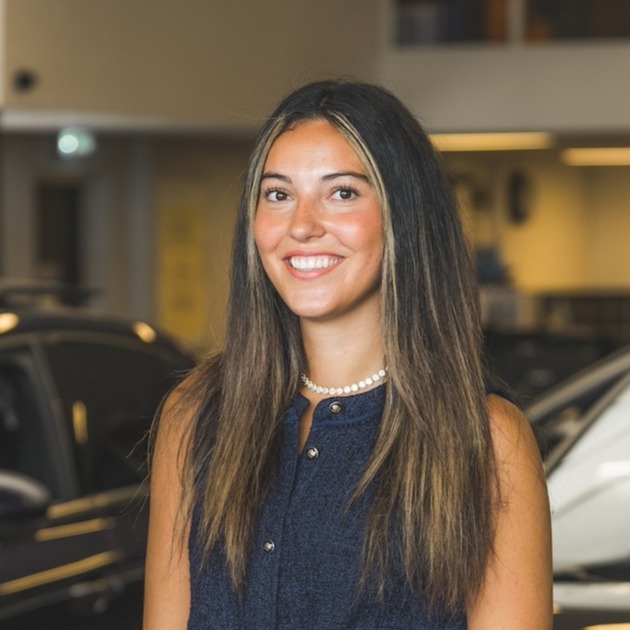 Gallery gallery_images_3_0_17859400571106314471.jpg Yasmine van der Linden | Van der Linden Auto